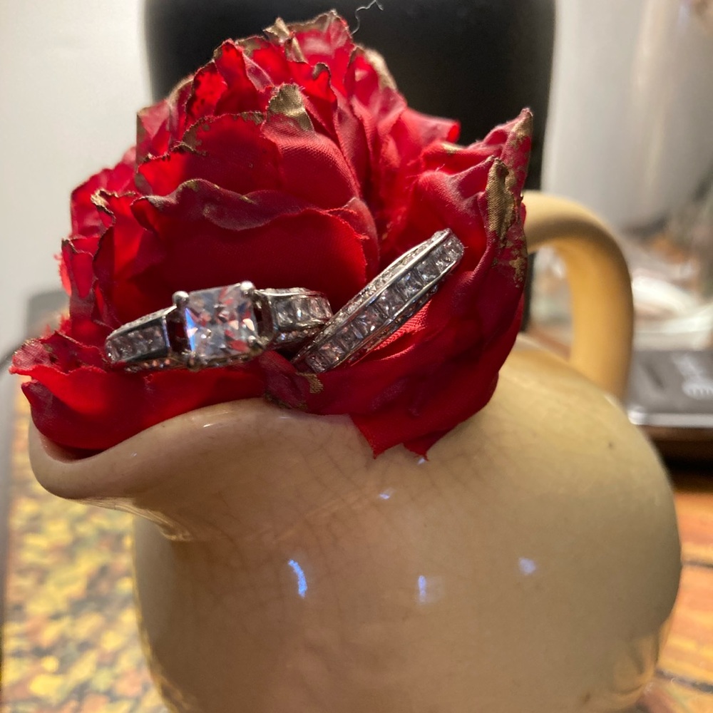 NWOT Cubic Zirconia Bridal wedding Ring Set